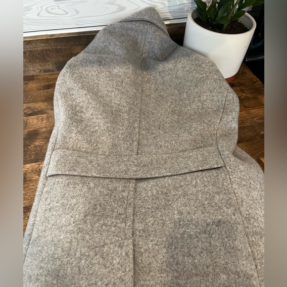 Gray Pea Coat size medium - Picture 5 of 8